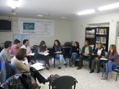 Reunión del grupo de profesorado encargado de organizar la red de mediadores
